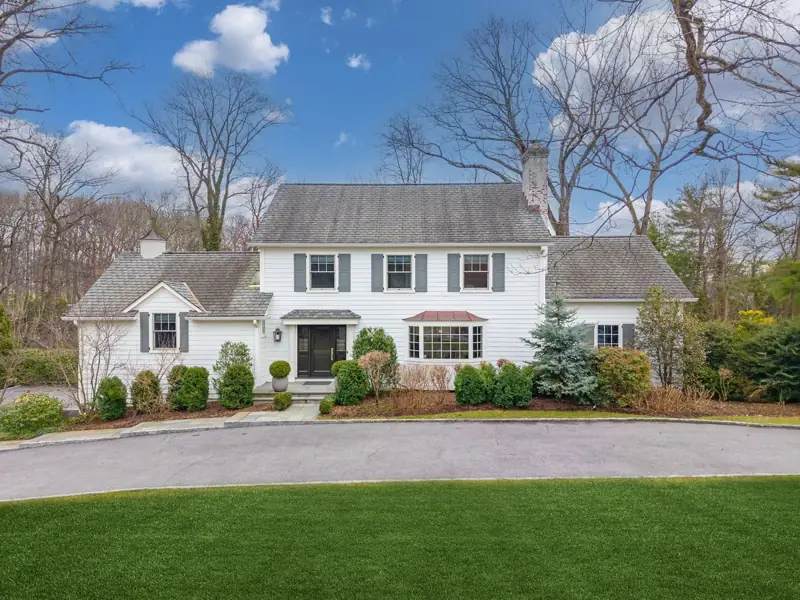 151 Griffen Avenue, Scarsdale